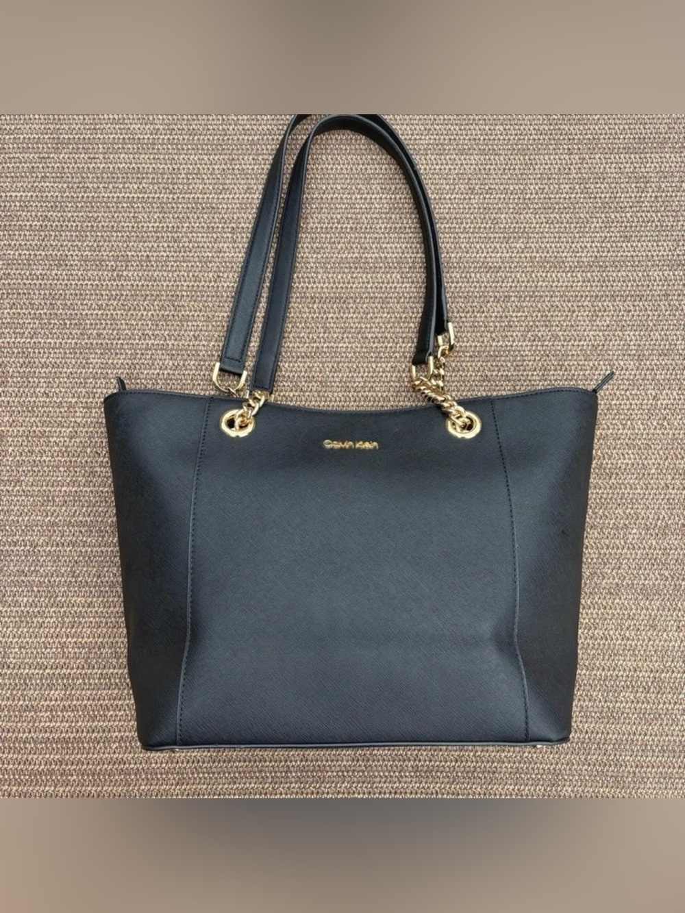 Calvin Klein Hayden Black Saffiano Leather Gold Chain Tote Bag Like New